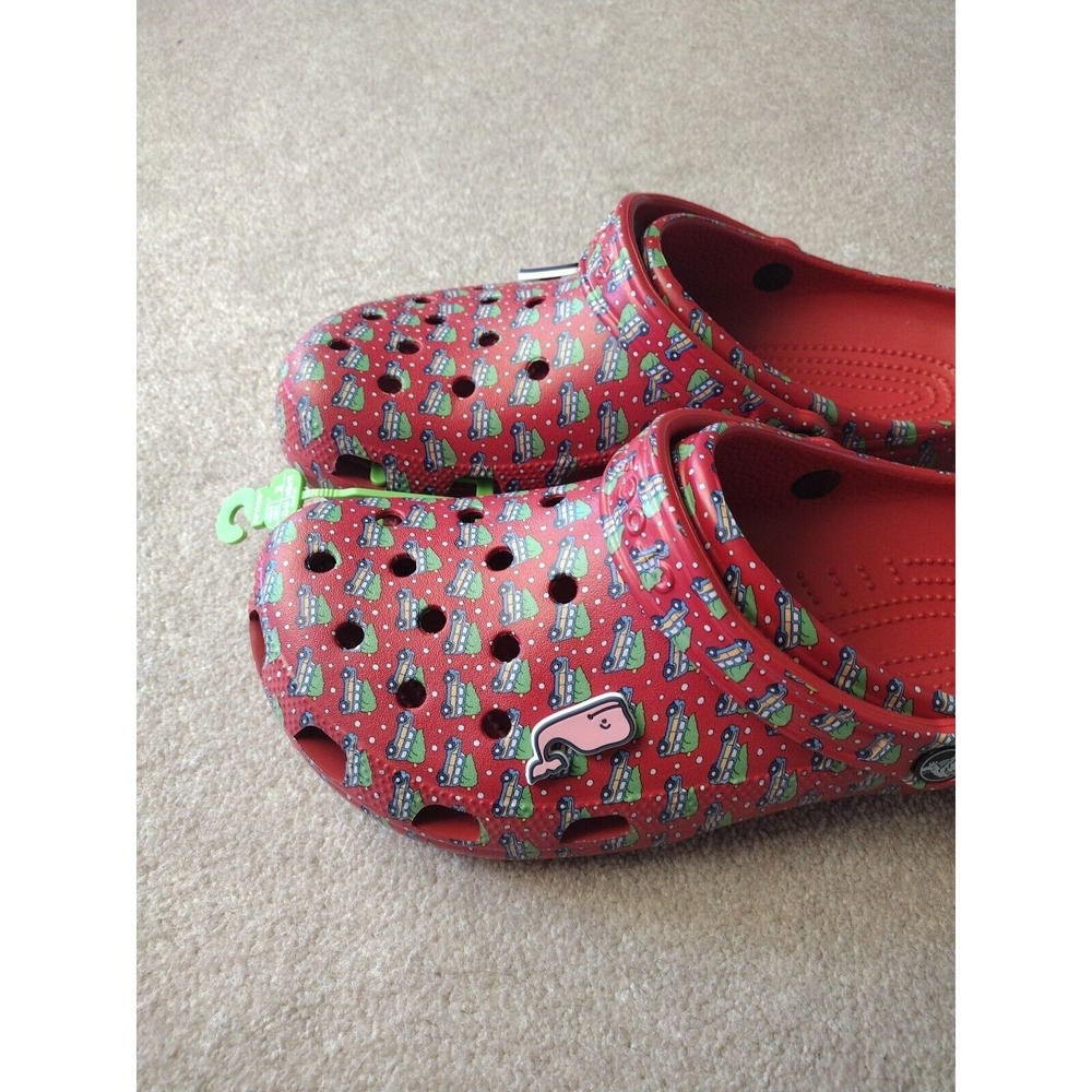 Crocs Clogs Women 12 Man 10 Red Vineyard Vines Holiday Christmas Vacation Travel - Picture 2 of 7